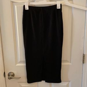 Black ribbed skirt